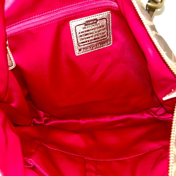 Coach Poppy Applique Shoulder Bag Pocket Tote F20099 Rare Limited Edition - Picture 6 of 6